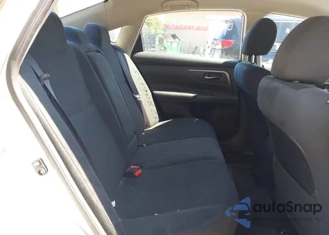 2015 Nissan Altima 2.5 S из США, поврежденный, VIN 1N4AL3AP1FN407769